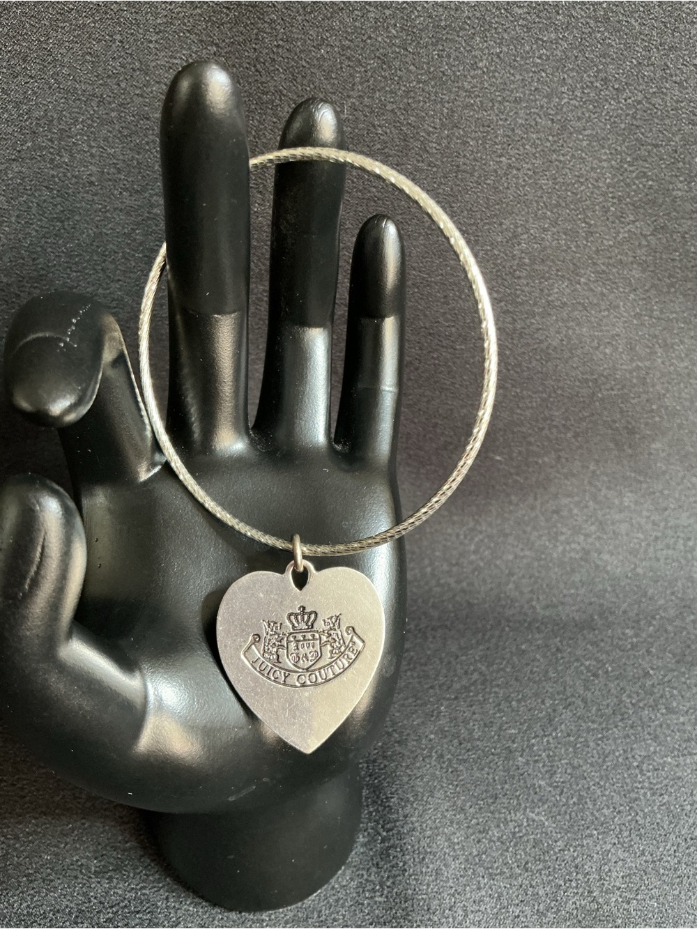 Vintage Juicy Couture Silver Tone  Heart Crest Pendant Bangle Bracelet